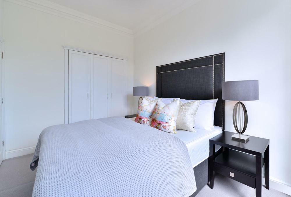 Somerset Court Kensington Apartments London Eksteriør billede